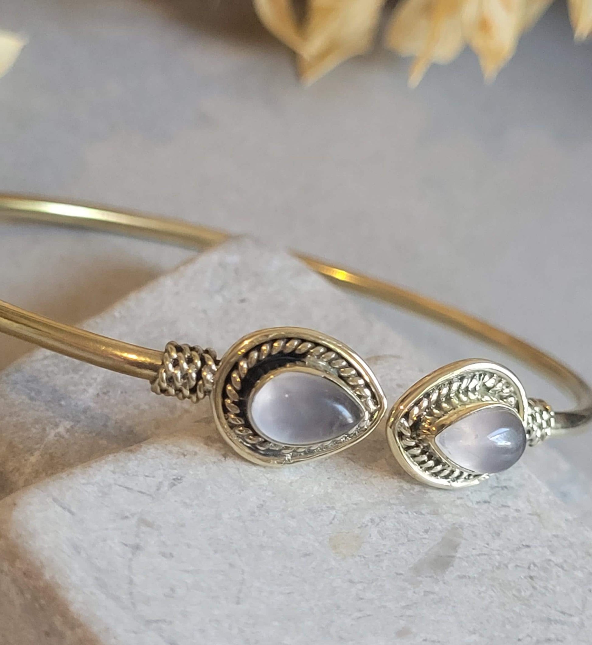 Raw Brass Teardrop Cuff Bracelet, Minimalist Gold Open Bangle, Adjustable Stacking Bracelet, Boho Jewellery, Gift for Her