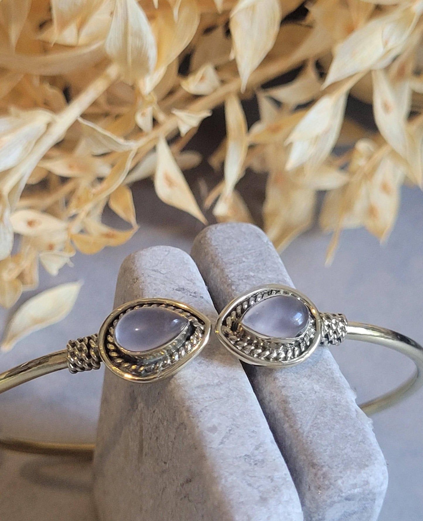 Raw Brass Teardrop Cuff Bracelet, Minimalist Gold Open Bangle, Adjustable Stacking Bracelet, Boho Jewellery, Gift for Her