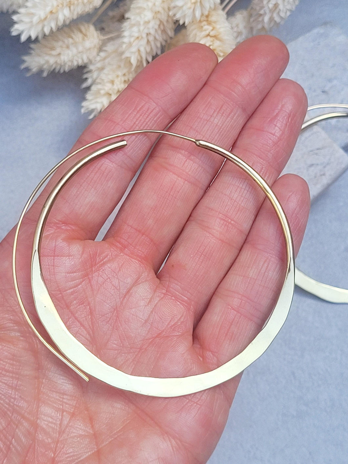 Raw Brass Hammered Hoop Earrings, Lightweight Minimalist Hoops, Large Everyday Earrings, Boho Jewellery, Statement Earrings, Gift for Her