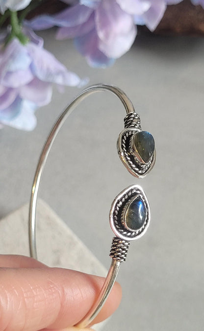 Silver Plated Teardrop Cuff Bracelet, Minimalist Open Bangle, Adjustable Everyday Bracelet, Boho Jewellery, Gift for Her