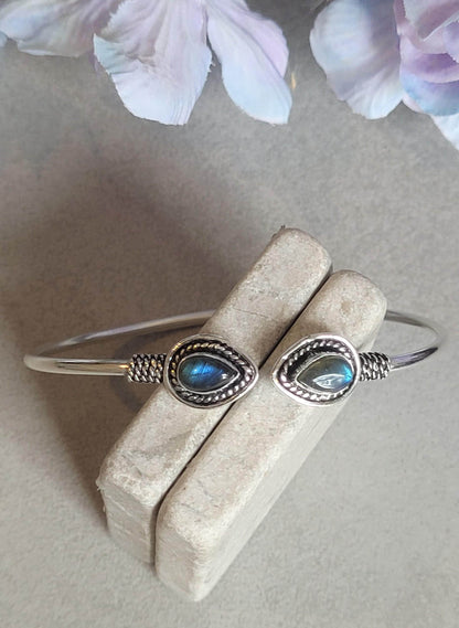 Silver Plated Teardrop Cuff Bracelet, Minimalist Open Bangle, Adjustable Everyday Bracelet, Boho Jewellery, Gift for Her