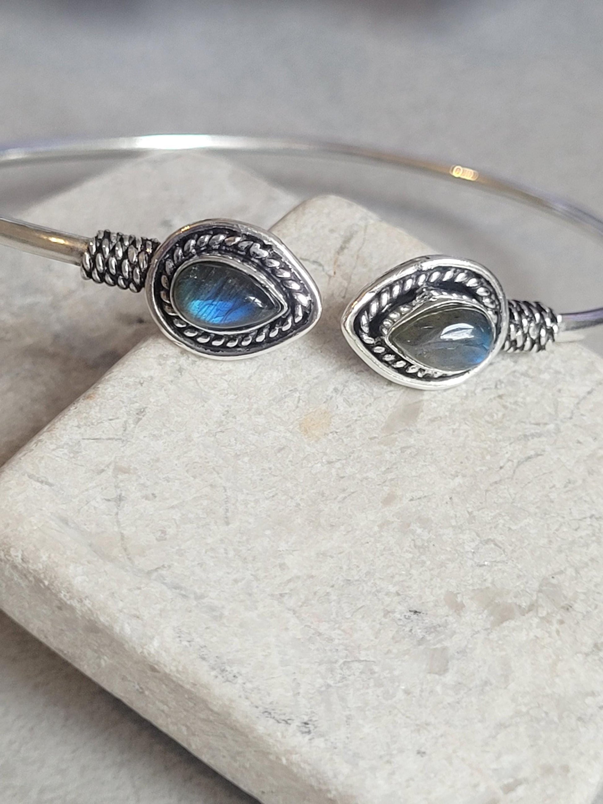 Silver Plated Teardrop Cuff Bracelet, Minimalist Open Bangle, Adjustable Everyday Bracelet, Boho Jewellery, Gift for Her