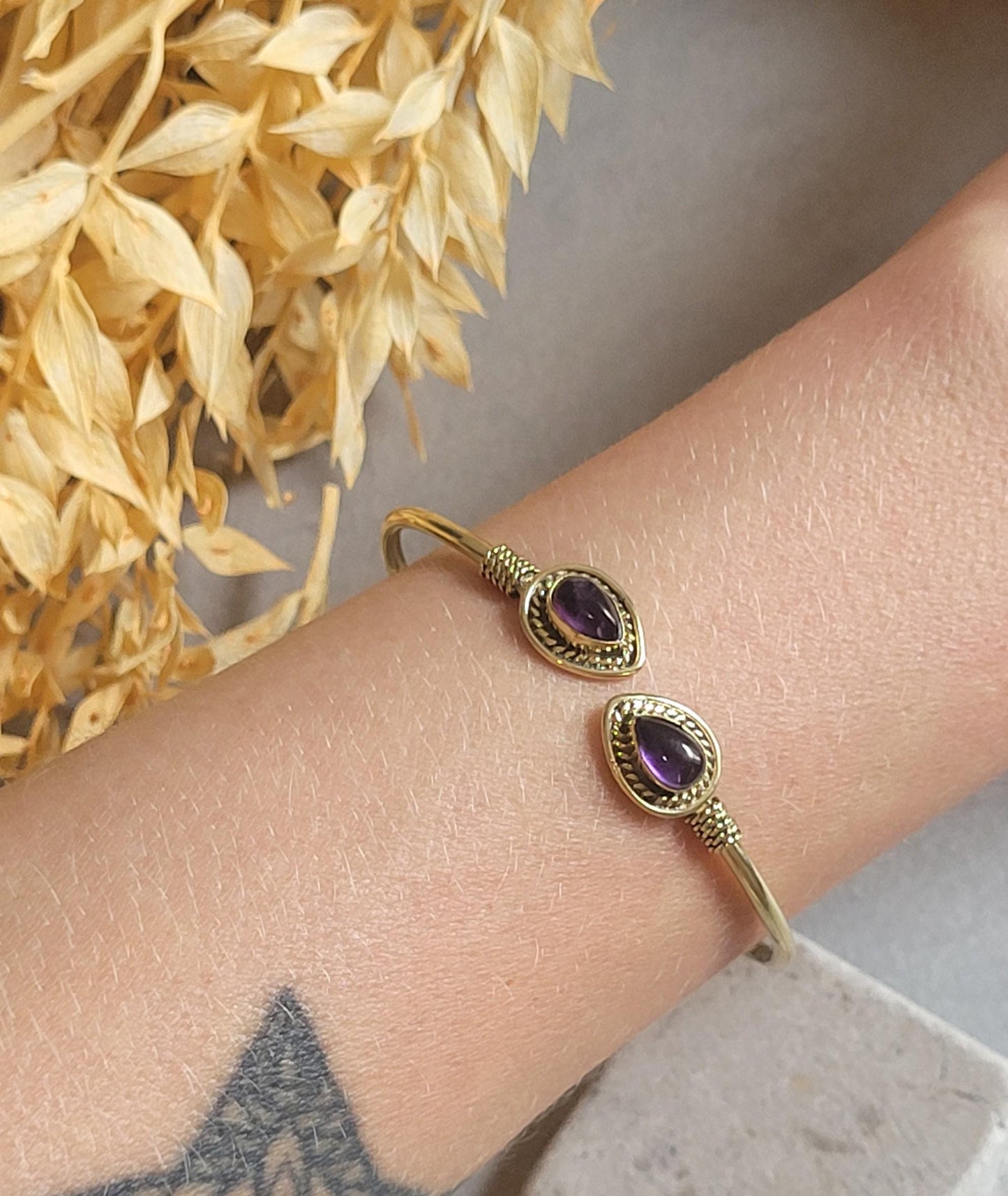 Raw Brass Teardrop Cuff Bracelet, Minimalist Gold Open Bangle, Adjustable Stacking Bracelet, Boho Jewellery, Gift for Her