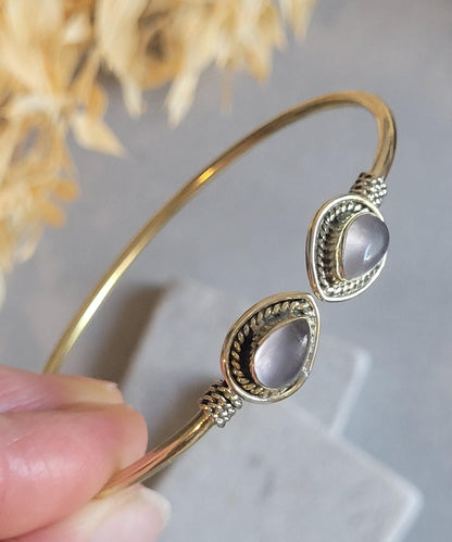 Raw Brass Teardrop Cuff Bracelet, Minimalist Gold Open Bangle, Adjustable Stacking Bracelet, Boho Jewellery, Gift for Her