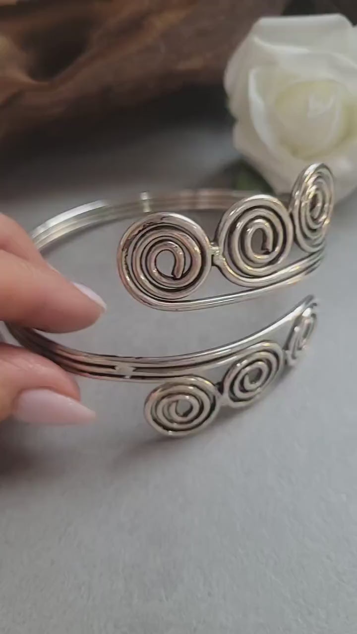 Silver Upper Arm Bracelet, Boho Arm Cuff, Spiral Armlet, Silver Plated Arm Bracelet, Bohemian Jewellery