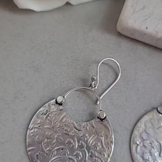 Silver floral dangle earrings: hypoallergenic earrings / Gift for her