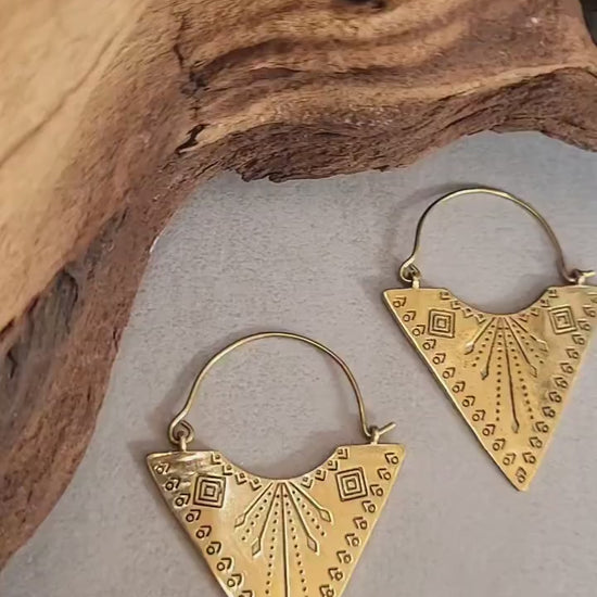 Brass tribal style earrings: Gold bohemian jewellery