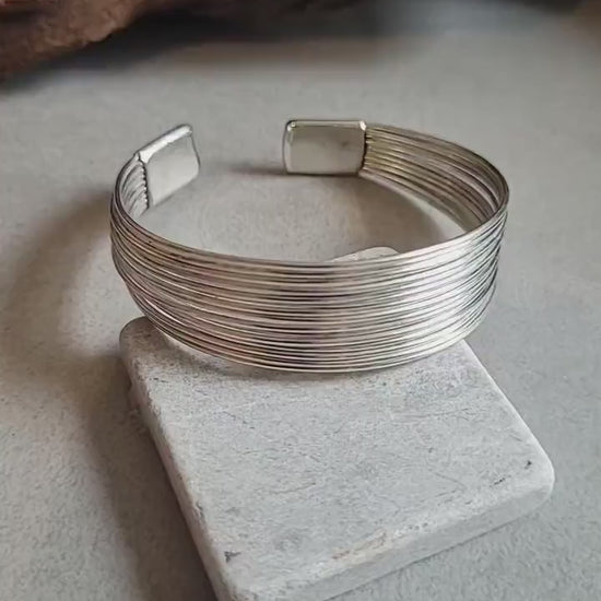 Silver bracelet / Detailed bracelet / Bangle  Cuff / Simple / Minimal / Minimalist jewellery / Gift / Ethnic