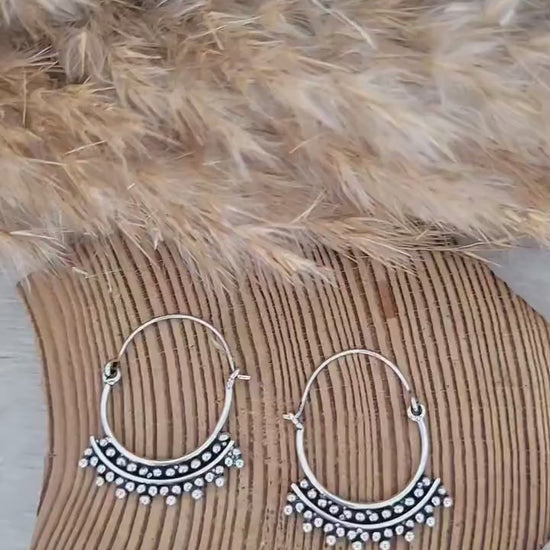 Silver bali hoops / Dainty hoops / Cute gift / Silver hoops / Ethnic / Festival / Wedding / Pretty