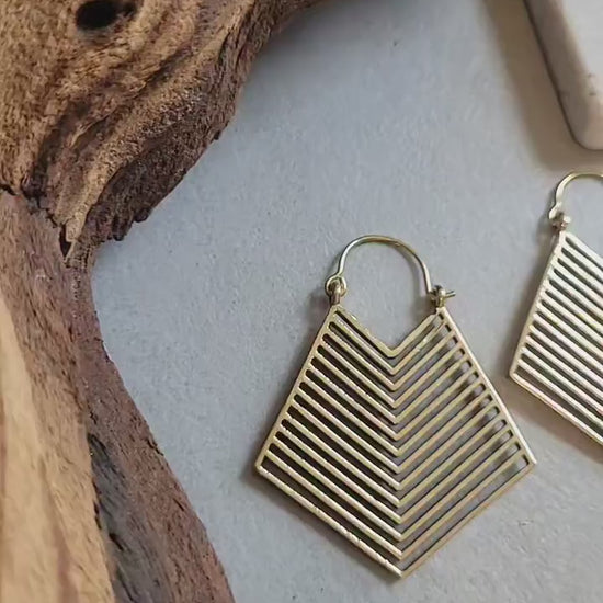 Golden detailed earrings / Art deco style / Aztex jewellery / Gift / Brass earrings / Tribal style / Bohemian jewellery