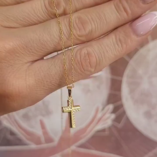 Golden Cross necklace / Faith jewellery / Gold / Simple / Simplicity / Minimal / Gift / Cute / Pretty / Waterproof jewellery