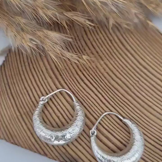 Silver hoop earrings / Classic hoops / Chunky earrings/ Simple jewellery / Unique / Hippie / Free shipping