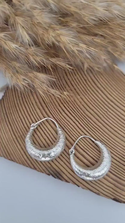 Silver hoop earrings / Classic hoops / Chunky earrings/ Simple jewellery / Unique / Hippie / Free shipping