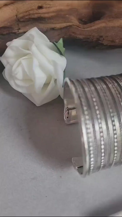 Silver detailed cuff bracelet / Cuff / Bohemian  / Boho / Statement / Unique / Tribal