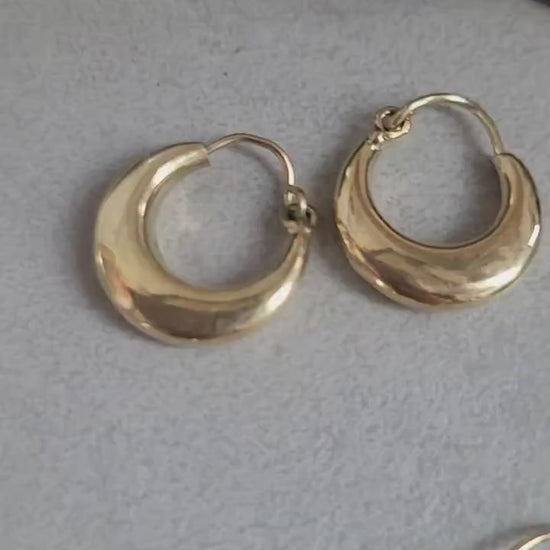 Simple brass hoops earrings / Minimalist jewelry