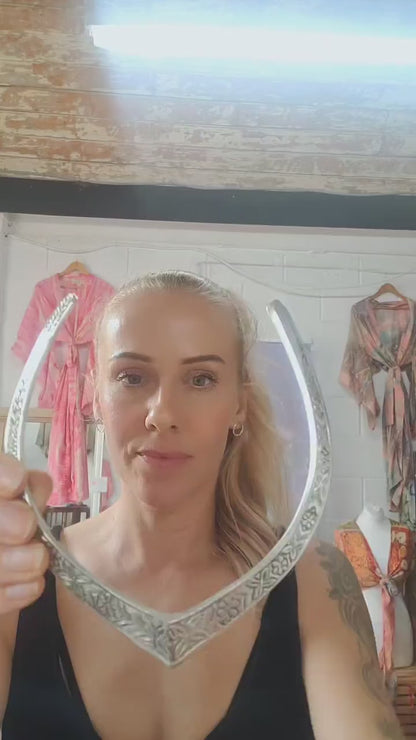 Silver choker / Sliver jewellery / Tribal / Unique design / Gift / Boho / Bohemian / Festival / Hippie / Ethnic / Flower design