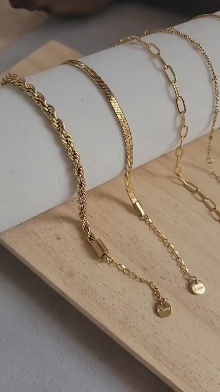 Gold bracelet stack / Chain bracelets / Bracelet set / Minmalist