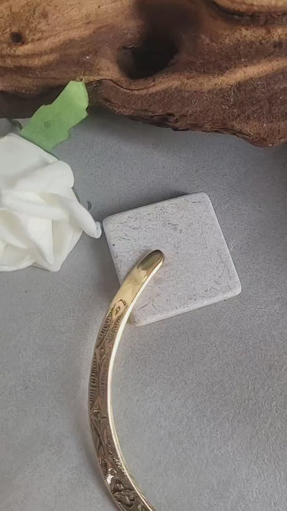 Brass choker necklace: Statement jewelry/ Gift for her