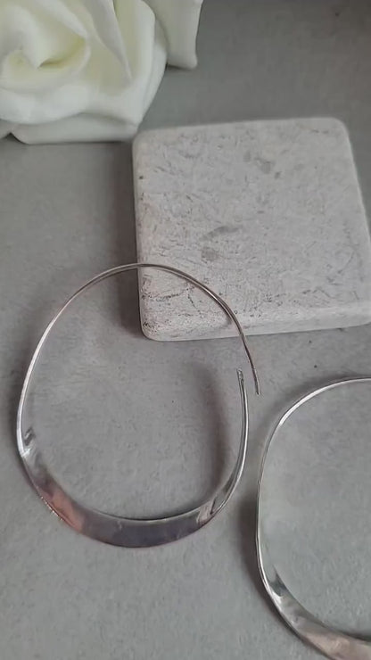 Hammered silver hoop earrings / Simple hoops / Silver jewelry / Gift for her