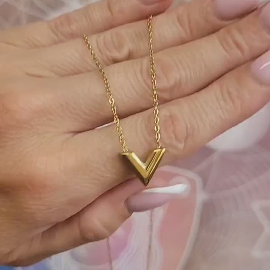 Minimalist Gold Necklace: Waterproof Stainless Steel Layering Chain