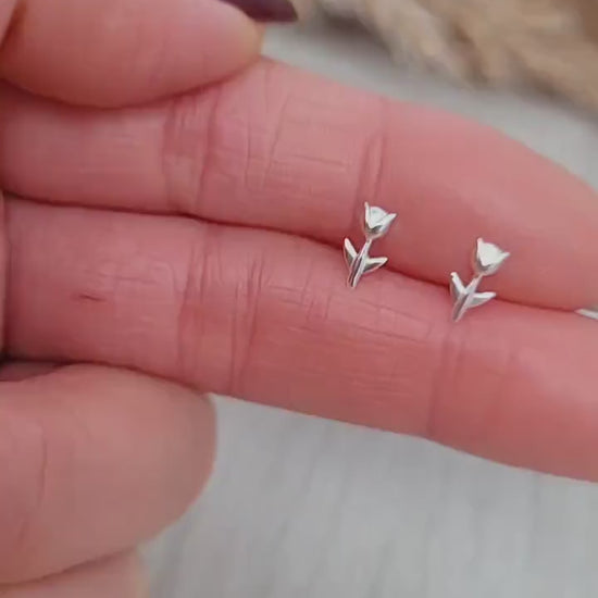 Sterling silver stud earrings / Rose studs / Minimal /Minimalist / Cute / Gift idea / Rose / Flower Floral