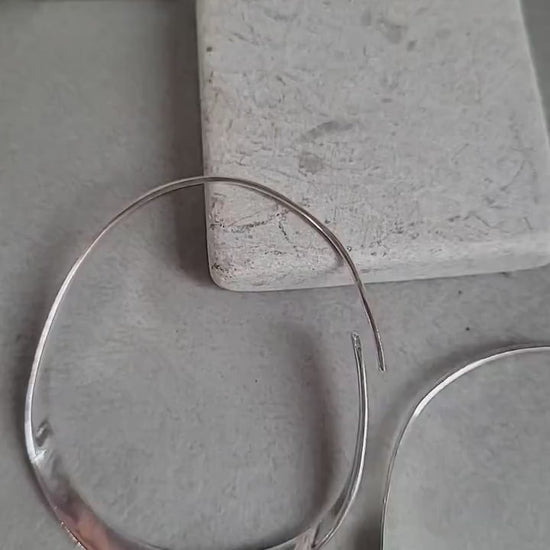 Hammered silver hoop earrings / Simple hoops / Silver jewelry / Gift for her