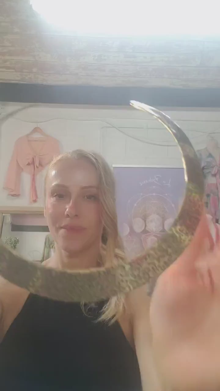 Golden choker necklace / Unique Flower design / Ethnic necklace / Gift / Silver / Statement / Luxurious / Modern / Minimal / Elegant / Brass