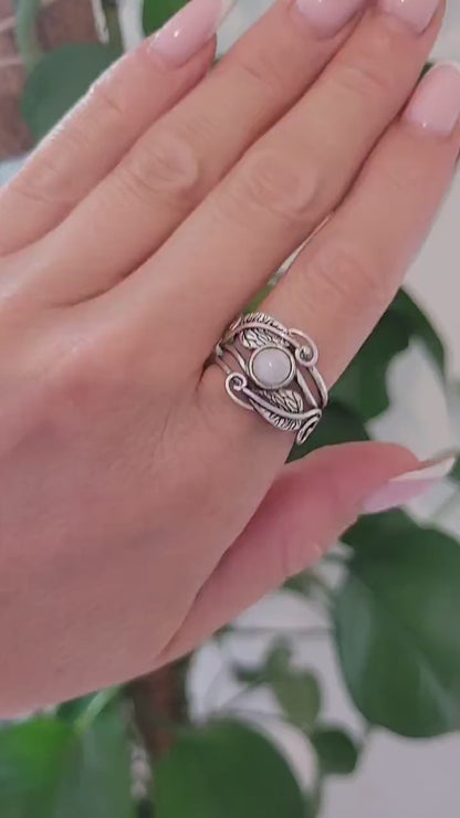 Silver Feather Ring: Elegant Ethnic Statement Jewelry