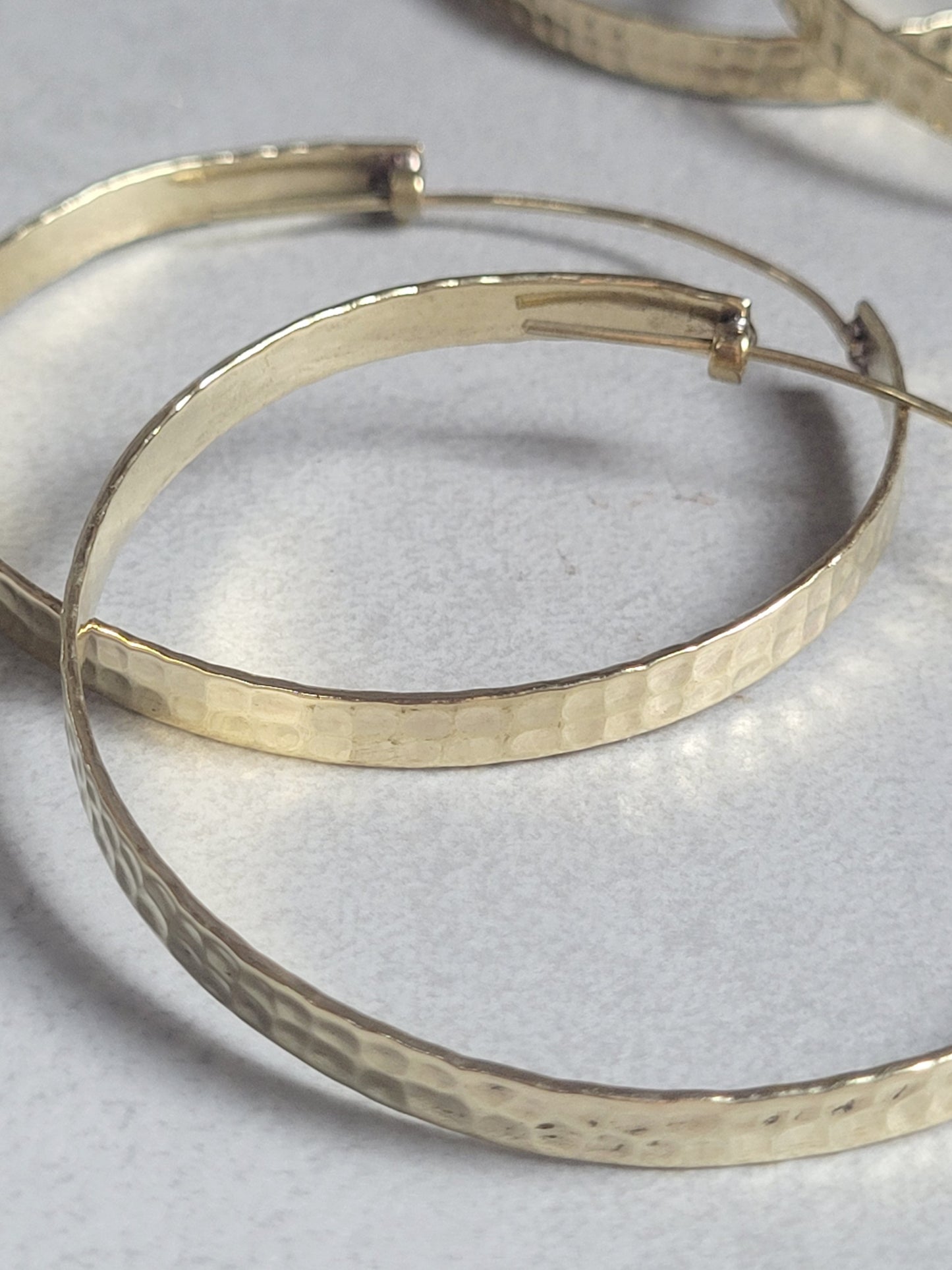 Brass hammered hoops / Hoop earrings / Small hoops / Large hoops / Hippie / Unique / Hoops / Gold / Golden jewellery / Boho