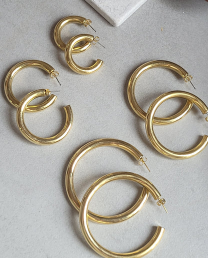 Chunky golden hoops / Brass hoops / Thick hoops / Small hoops / Large hoops / Simple earrings / Lightweight earrings / Free UK shipping