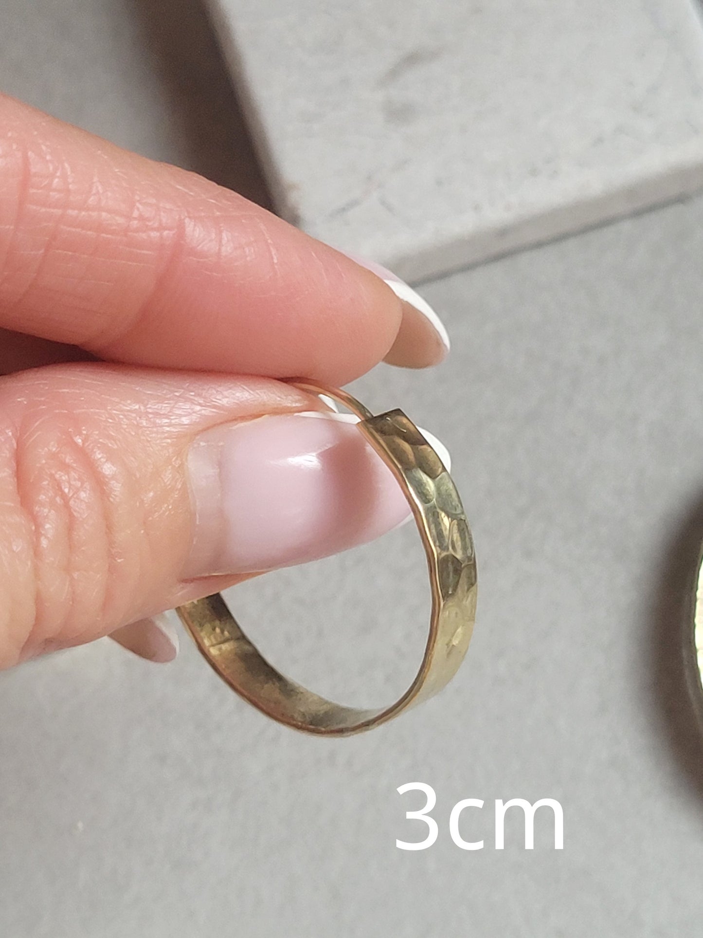 Brass hammered hoops / Hoop earrings / Small hoops / Large hoops / Hippie / Unique / Hoops / Gold / Golden jewellery / Boho