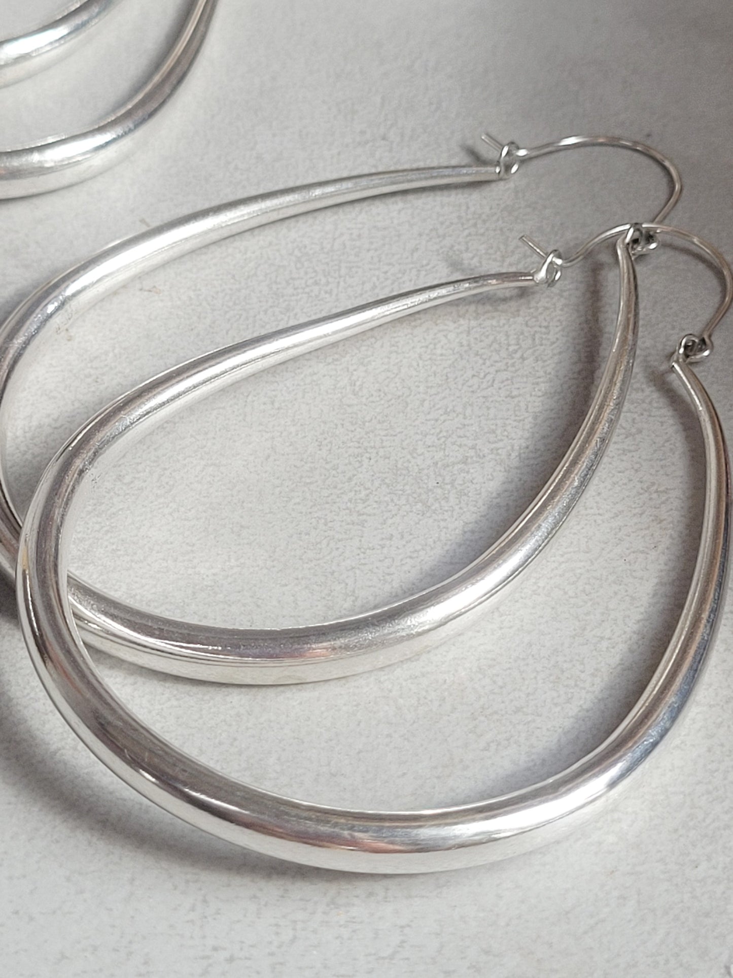 Silver hoop earrings / Small hoops / Large hoops / Lightweight hoops / Teardrop earrings / Ethnic / Pretty / Elegant / Ethnic