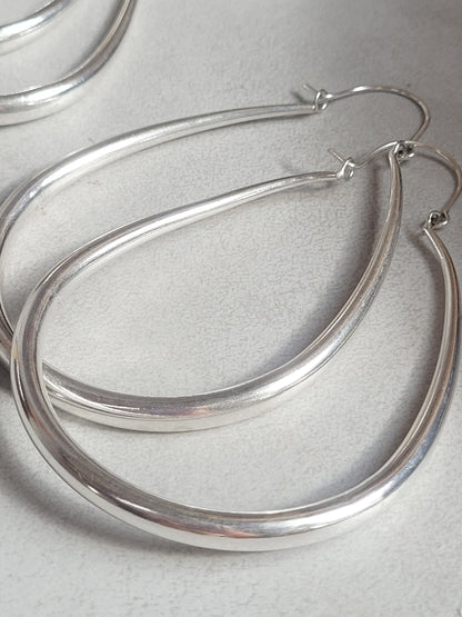 Silver hoop earrings / Small hoops / Large hoops / Lightweight hoops / Teardrop earrings / Ethnic / Pretty / Elegant / Ethnic