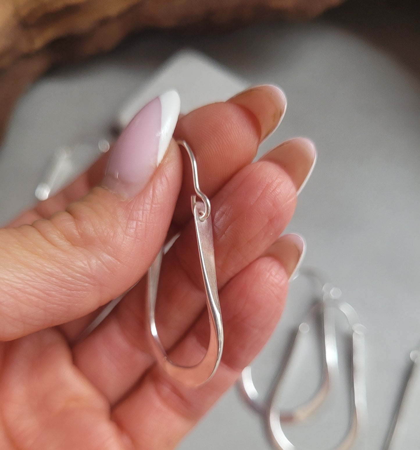 silver hoops / Hammered hoops / Teardrop earrings / Small hoops / Large hoops / Simple design / Gift