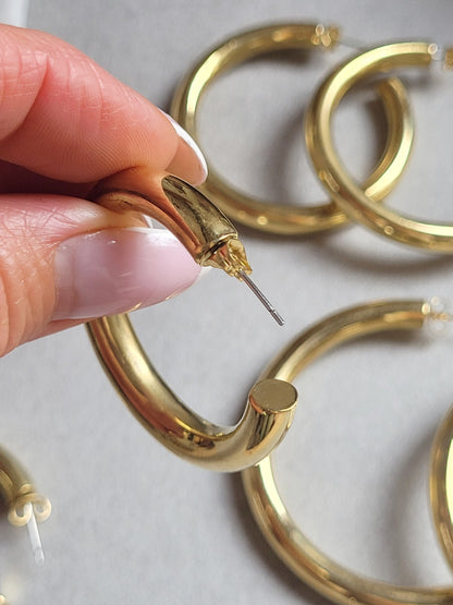 Chunky golden hoops / Brass hoops / Thick hoops / Small hoops / Large hoops / Simple earrings / Lightweight earrings / Free UK shipping