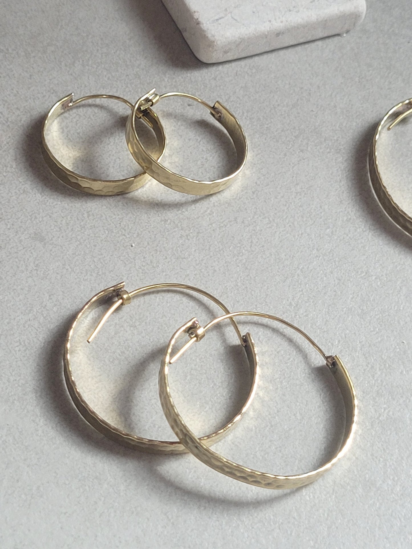 Brass hammered hoops / Hoop earrings / Small hoops / Large hoops / Hippie / Unique / Hoops / Gold / Golden jewellery / Boho