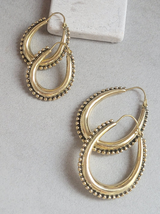 Golden hoops / Chunky hoops / Brass earrings / Gift / Bohemian / Small hoops / Large hoops / Hippie / Pretty