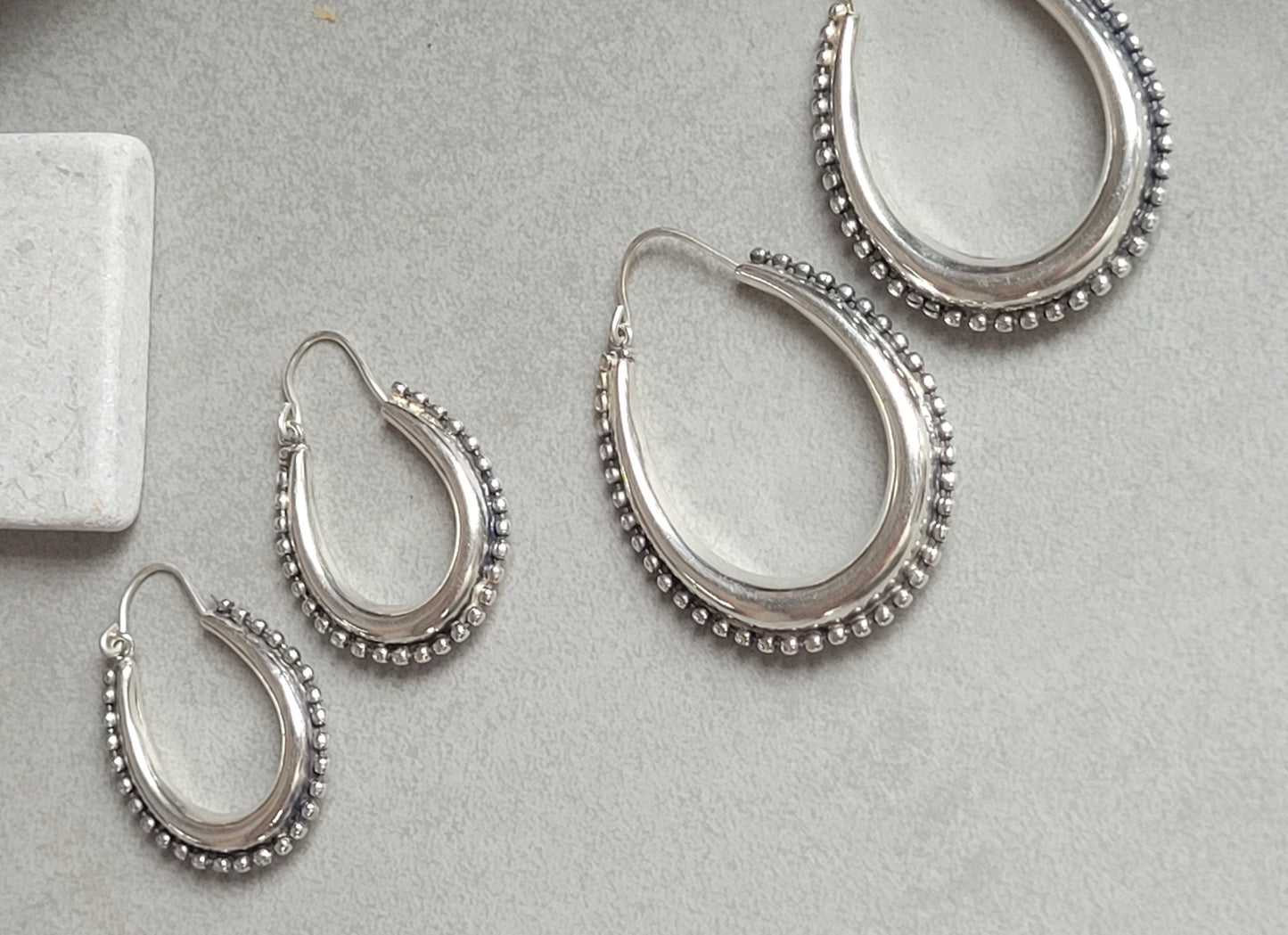 Silver hoops / Chunky hoops / Silver earrings / Gift / Bohemian / Small hoops / Large hoops / Hippie / Pretty