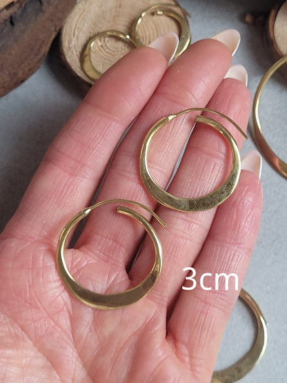 Brass hammered hoops / Hoop earrings / Small hoops / Large hoops / Hippie / Unique / Free shipping