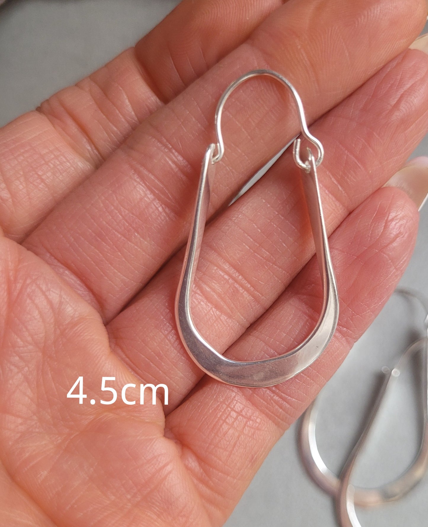 silver hoops / Hammered hoops / Teardrop earrings / Small hoops / Large hoops / Simple design / Gift