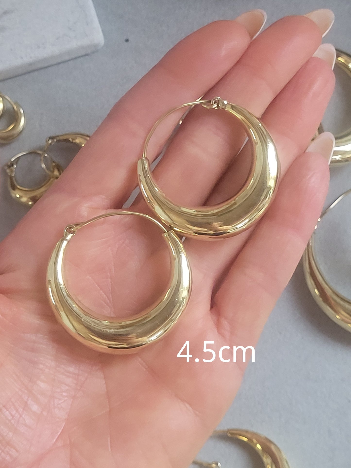 Brass hoop earrings / Classic hoops / Chunky earrings/ Simple jewellery / Unique / Hippie / Free shipping