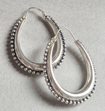 Silver hoops / Chunky hoops / Silver earrings / Gift / Bohemian / Small hoops / Large hoops / Hippie / Pretty