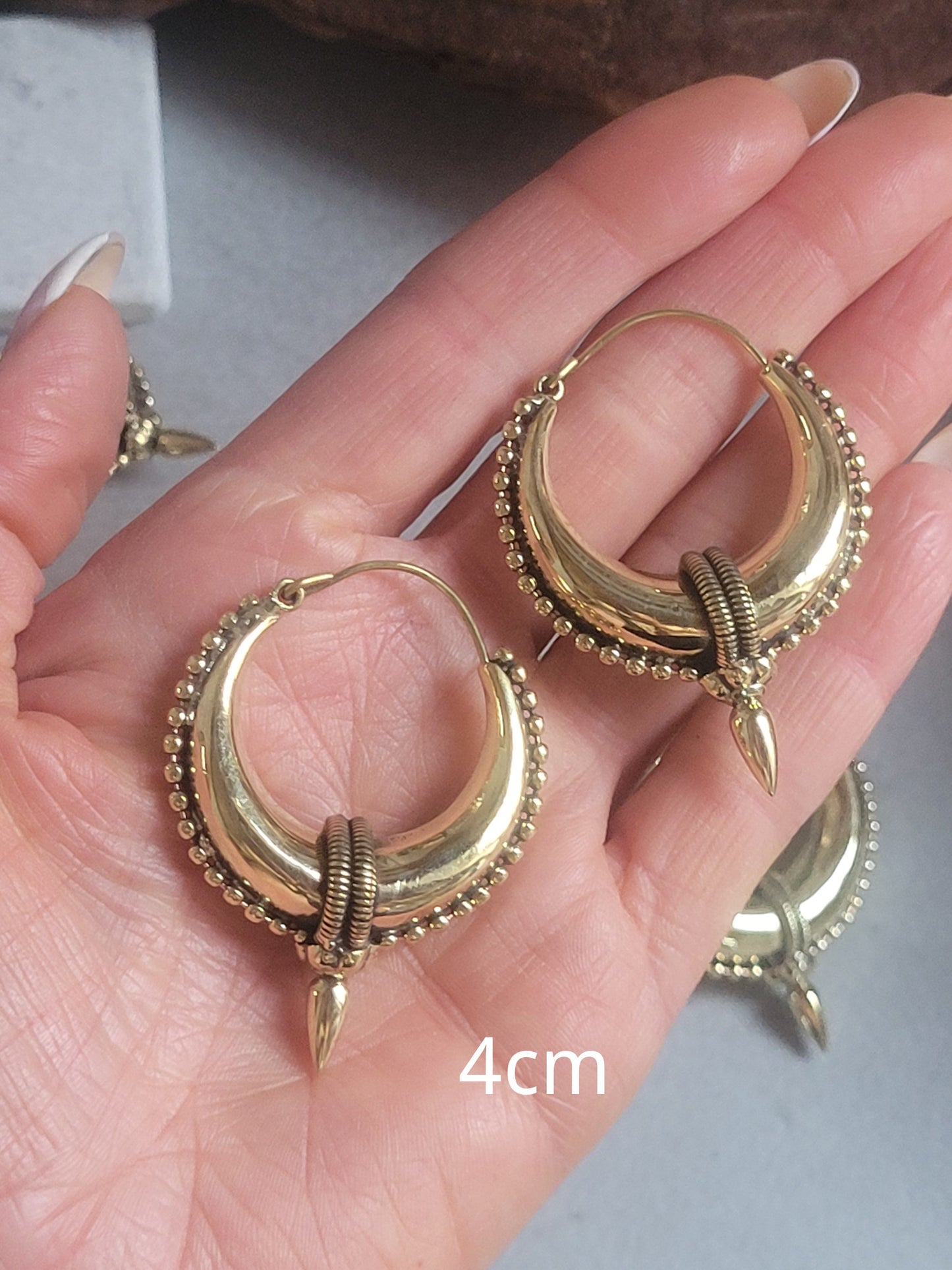 Golden hoops / Large hoops / Brass hoops / Chunky hoops/ Gift / Unique/ Ethnic style / gold /