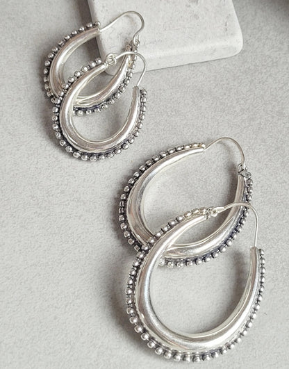 Silver hoops / Chunky hoops / Silver earrings / Gift / Bohemian / Small hoops / Large hoops / Hippie / Pretty