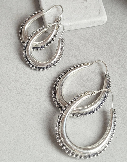 Silver hoops / Chunky hoops / Silver earrings / Gift / Bohemian / Small hoops / Large hoops / Hippie / Pretty