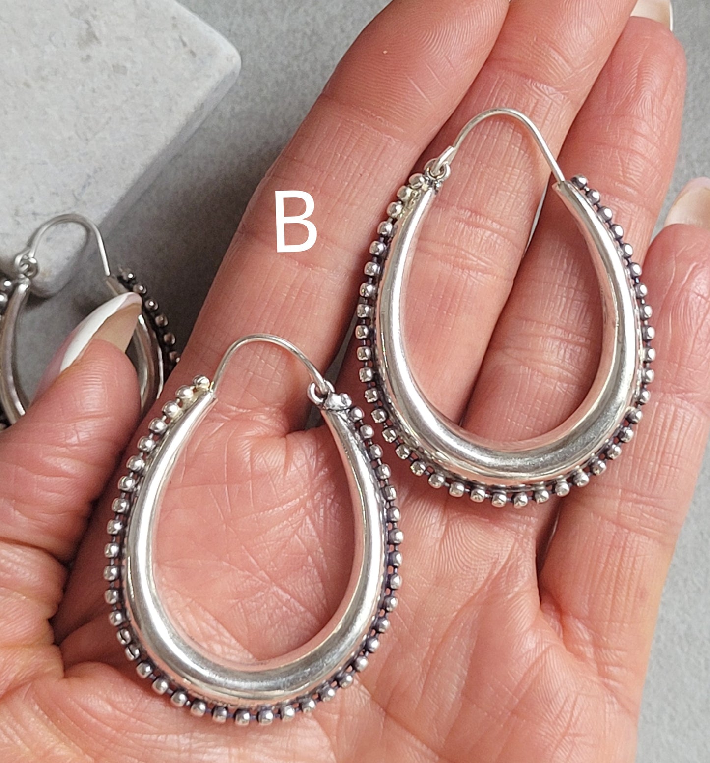 Silver hoops / Chunky hoops / Silver earrings / Gift / Bohemian / Small hoops / Large hoops / Hippie / Pretty