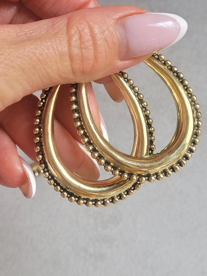 Golden hoops / Chunky hoops / Brass earrings / Gift / Bohemian / Small hoops / Large hoops / Hippie / Pretty
