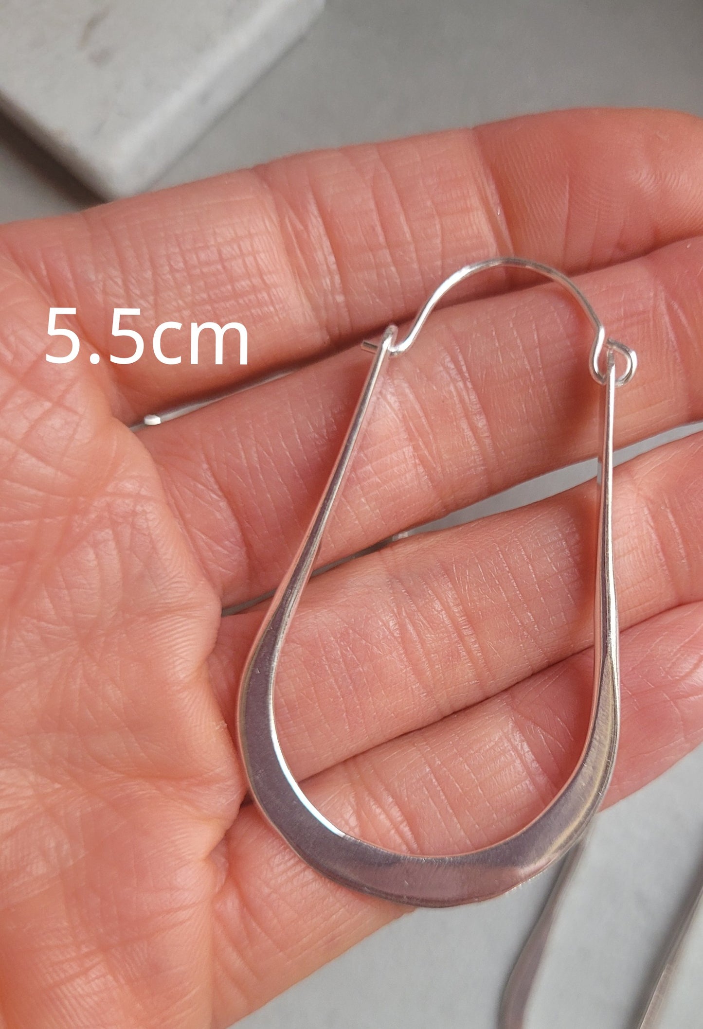 silver hoops / Hammered hoops / Teardrop earrings / Small hoops / Large hoops / Simple design / Gift