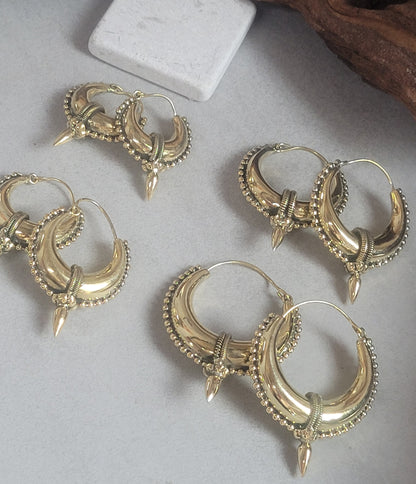 Golden hoops / Large hoops / Brass hoops / Chunky hoops/ Gift / Unique/ Ethnic style / gold /