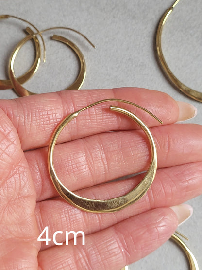 Brass hammered hoops / Hoop earrings / Small hoops / Large hoops / Hippie / Unique / Free shipping